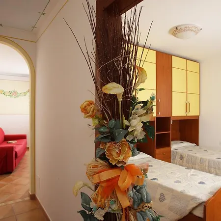 Villa Gardenia Molveno Room photo